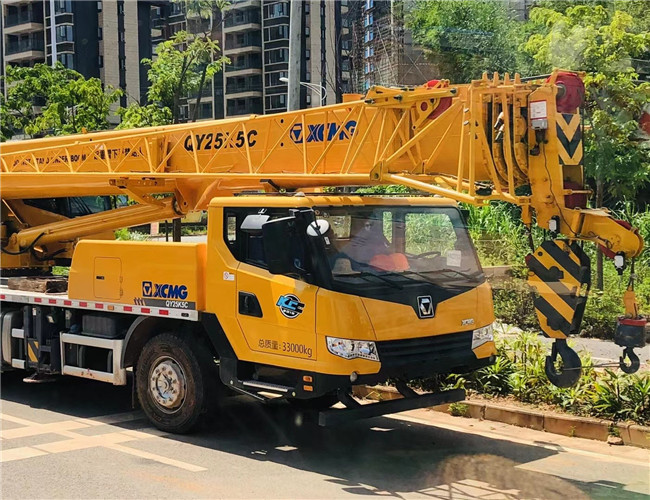 鸡西市大件设备吊装租赁吊车